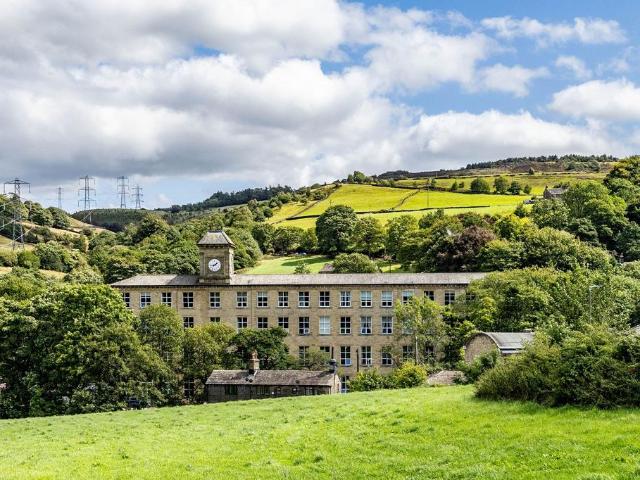 Flat for sale in Sowerby Bridge, Rishworth Flat for sale in Sowerby Bridge, Rishworth