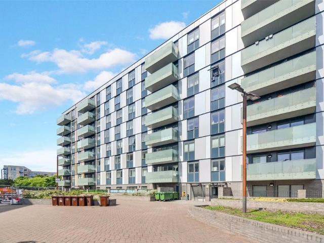 Flat for sale in Alperton, Greater London