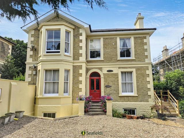 Flat for sale in Elmfield, Ryde