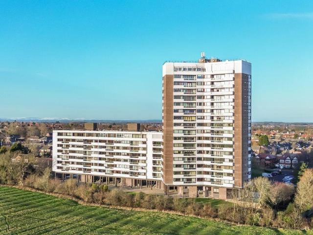 Flat for sale in Cowgate, Kenton