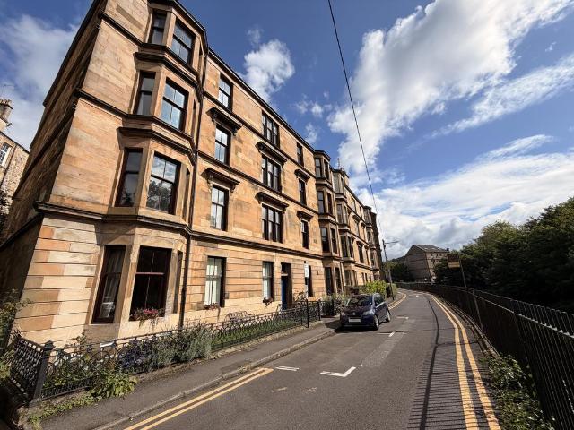 Flat for sale in Park District, Scotland