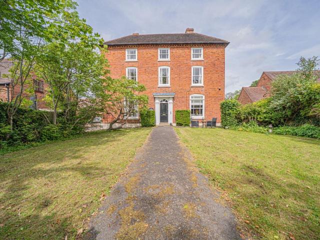 Flat for sale in Monkspath, West Midlands