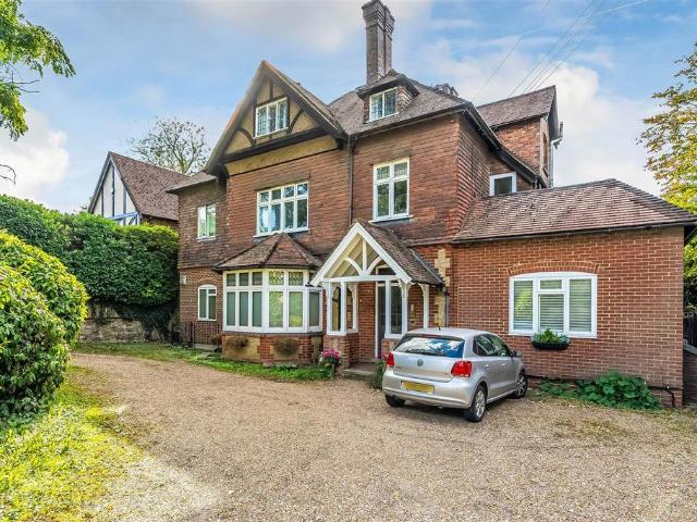 Flat for sale in Hurst Green, Tandridge