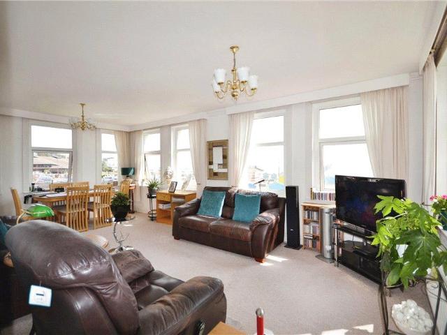 Flat for sale in Felixstowe, Eastbridge