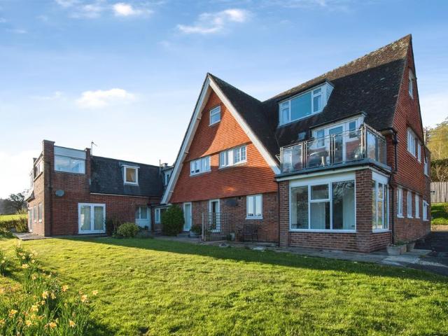 Flat for sale in Budlake, Devon