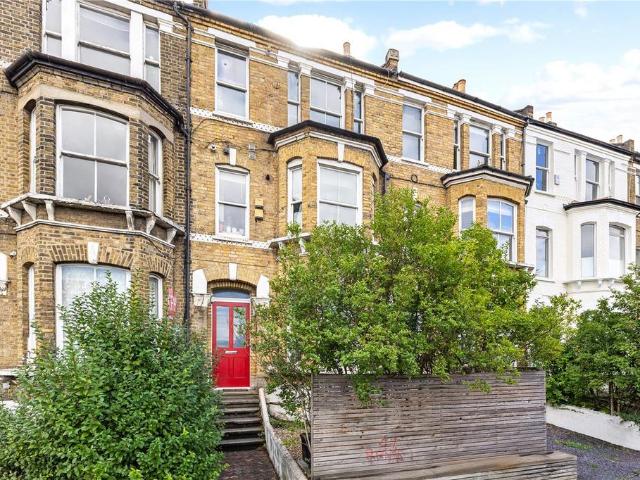 Flat for sale in London Borough of Lambeth, Greater London