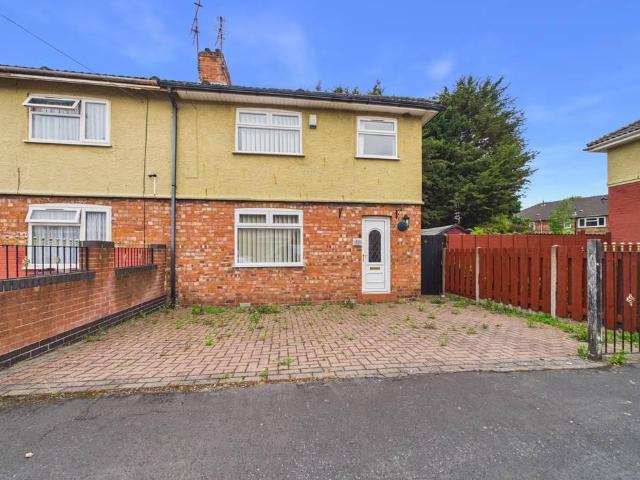 Flat for sale in Orchard Park, Hull