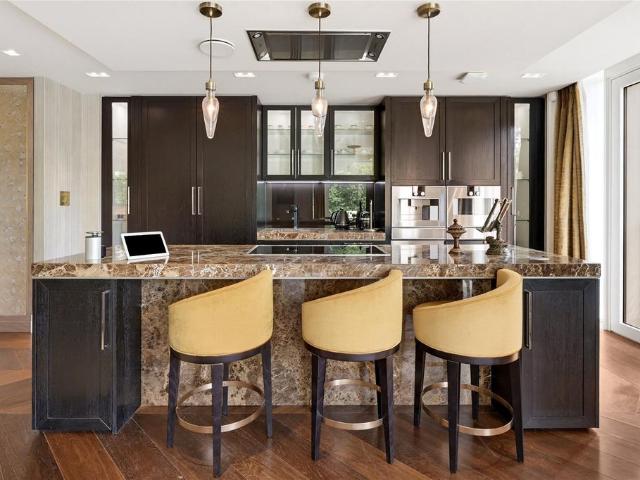 Flat for sale in St Clement Danes, Greater London