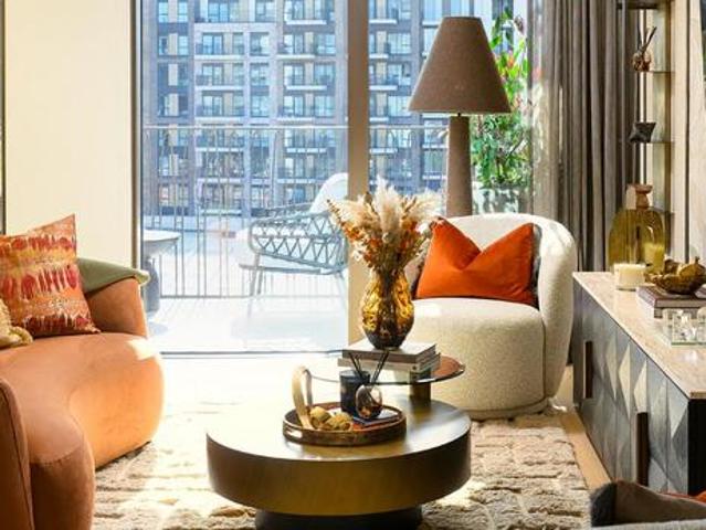 Flat for sale in Fulham, Greater London