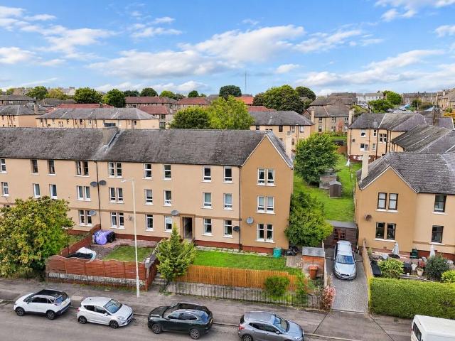 Flat for sale in Clepington, Dundee