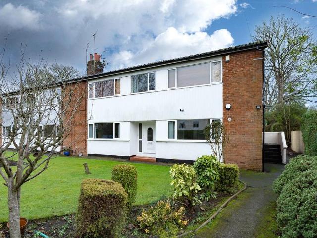 Flat for sale in Moortown, West Yorkshire