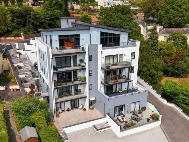 Flat for sale in Babbacombe