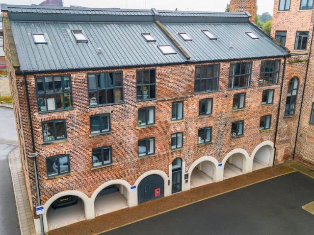 Flat for sale in Hunslet, West Yorkshire
