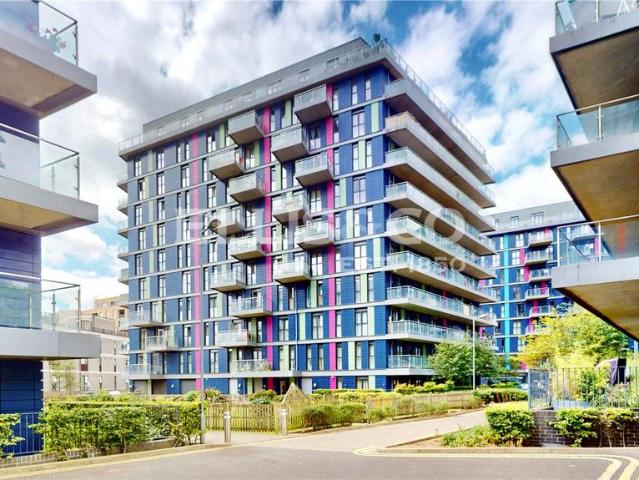 Flat for sale in Alperton, Greater London