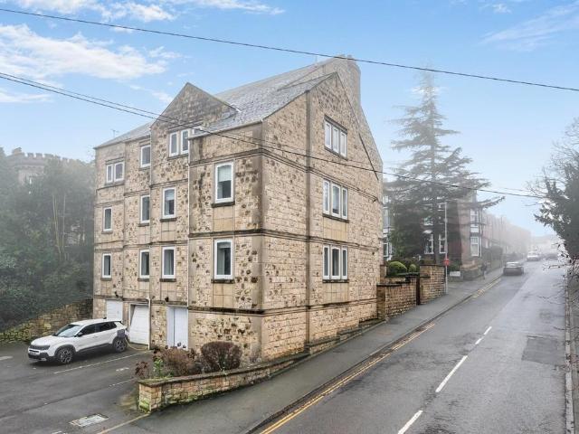 Flat for sale in Wetherby, West Yorkshire