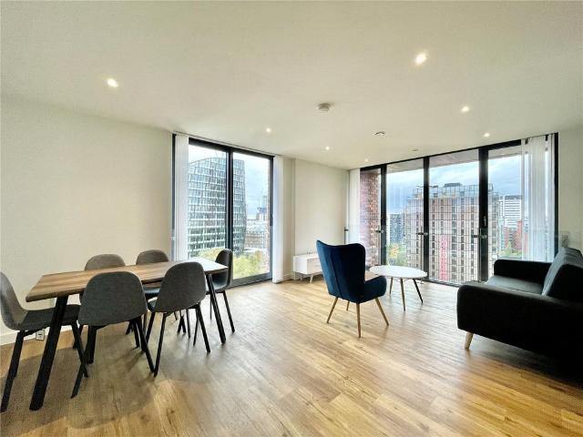 Flat for sale in Georgia, Greater Manchester