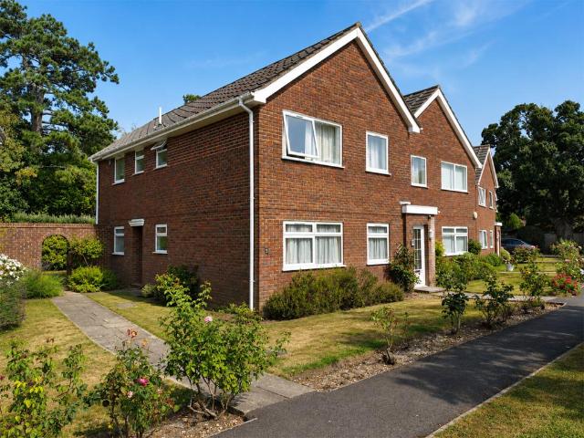 Flat for sale in Walhampton, Ashurst Bridge