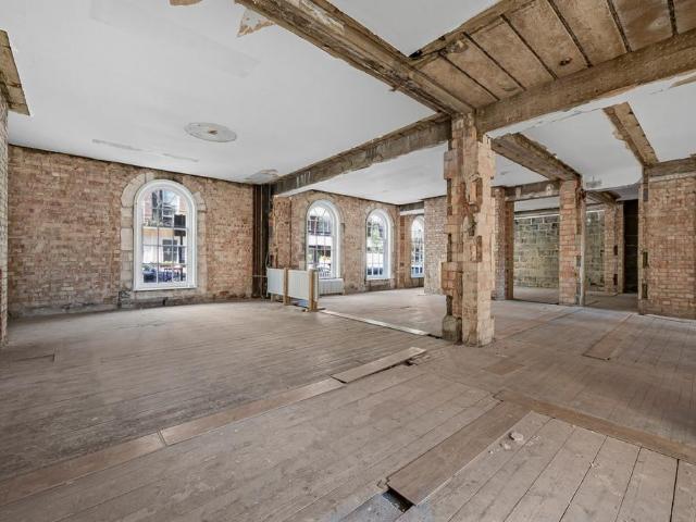 Flat for sale in East Marylebone, Marylebone