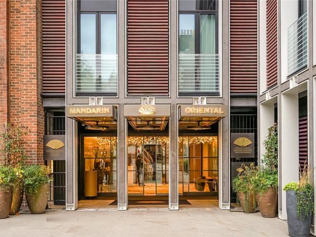 Flat for sale in East Marylebone, Mayfair