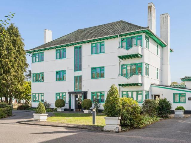 Flat for sale in London Borough of Harrow, Greater London