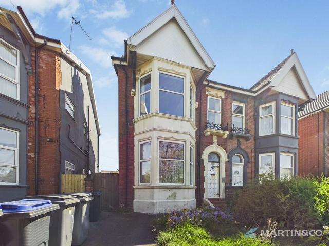 Flat for sale in Squires Gate, Blackpool