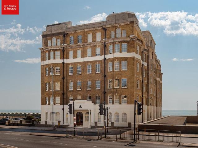 Flat for sale in Aldrington