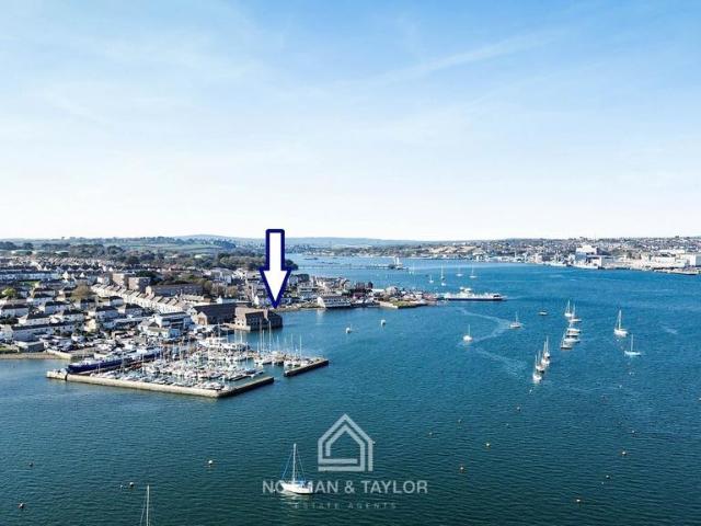 Flat for sale in Torpoint
