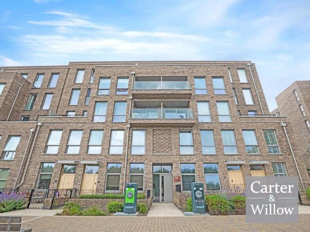 Flat for sale in Barking Riverside, Isle Of Man