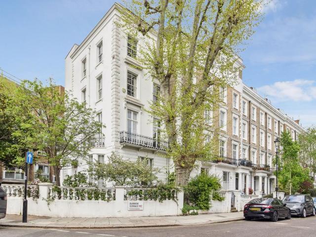 Flat for sale in Kensal Town, Greater London