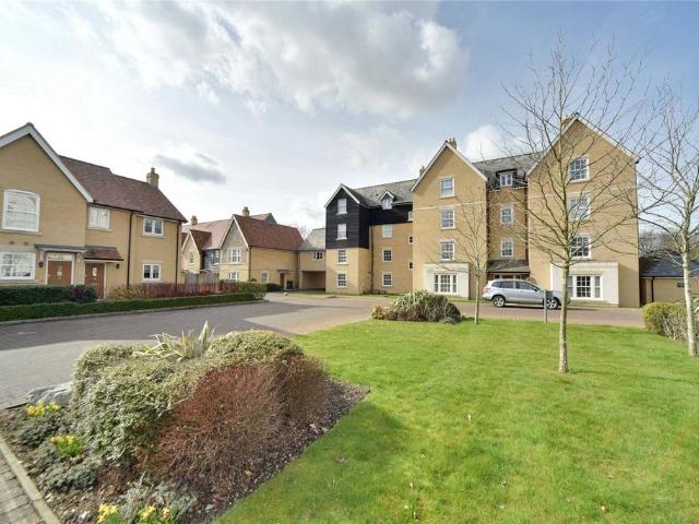 Flat for sale in Chedburgh, Suffolk