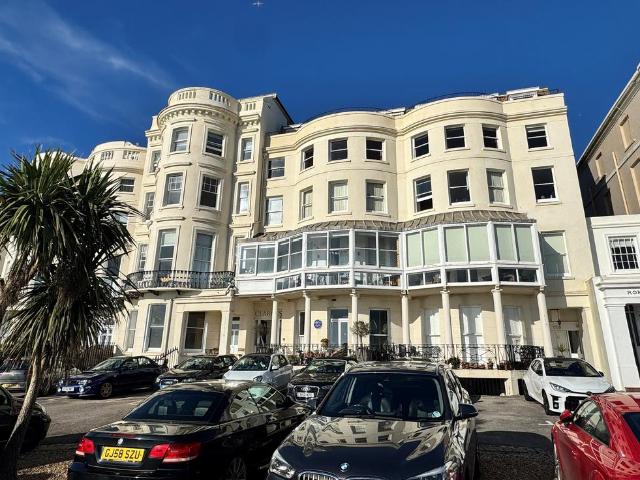 Flat for sale in Kemptown, Brighton & Hove