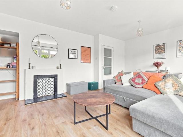 Flat for sale in Harringay Ladder, Greater London