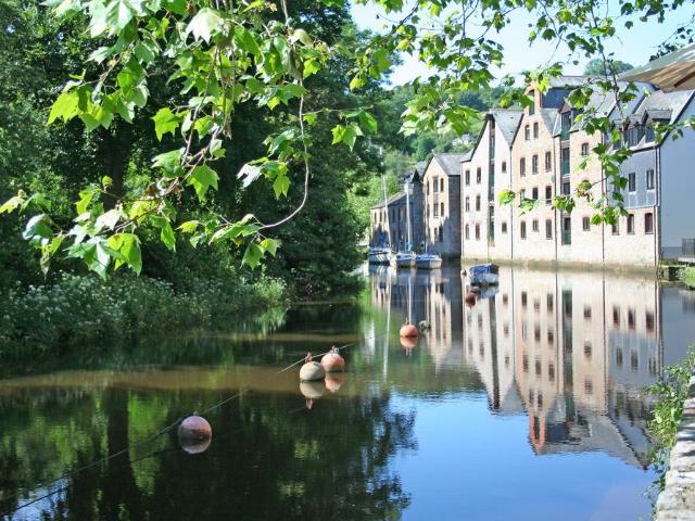 Flat for sale in Strode, Devon