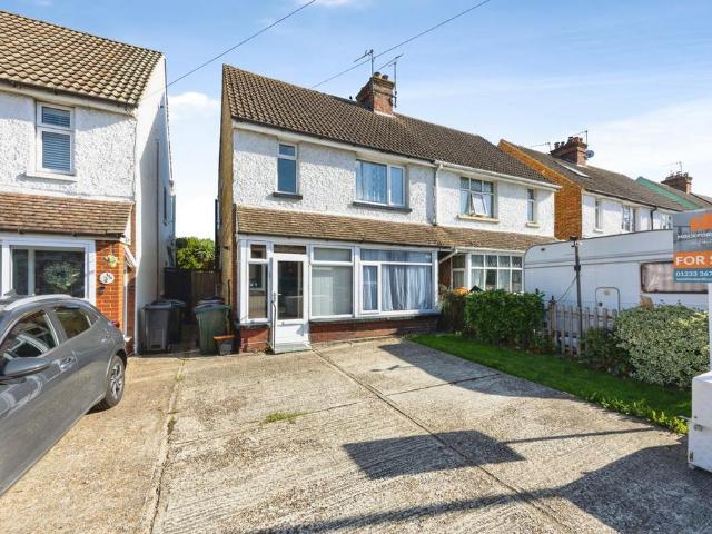 Flat for sale in South Ashford, Bridgefield