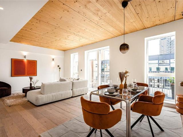 Flat for sale in Shoreditch, Greater London