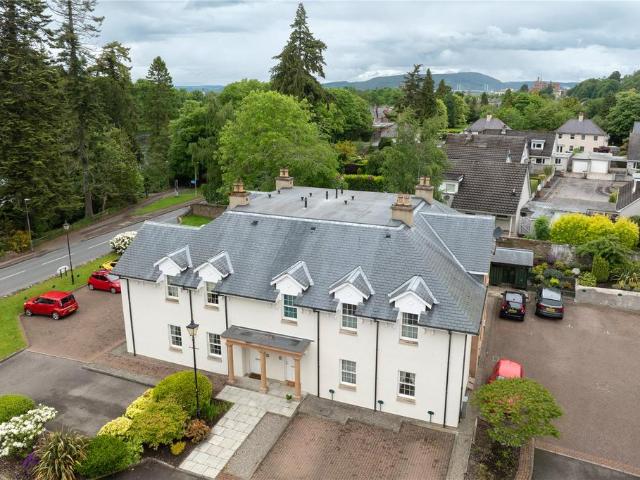 Flat for sale in Lentran, Scotland