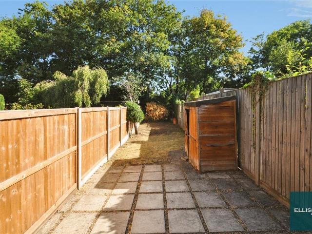 Flat for sale in London Borough of Barnet, Greater London