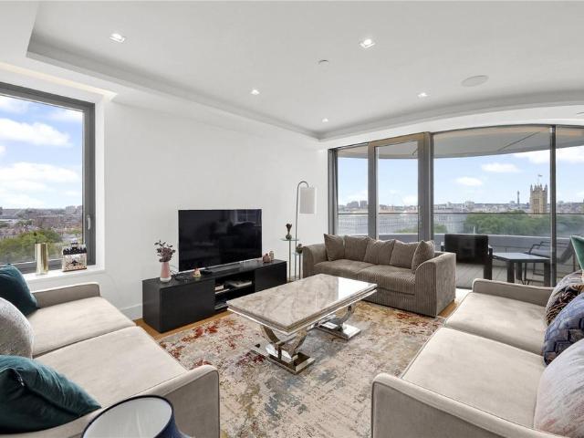 Flat for sale in London Borough of Lambeth, Greater London