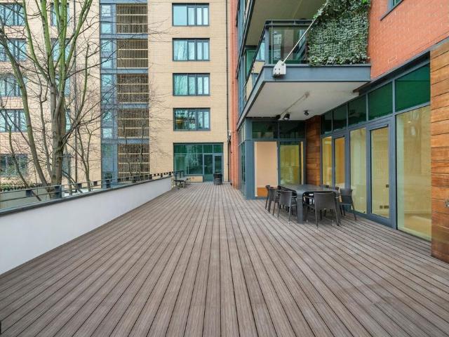 Flat for sale in St. John's Wood, Greater London
