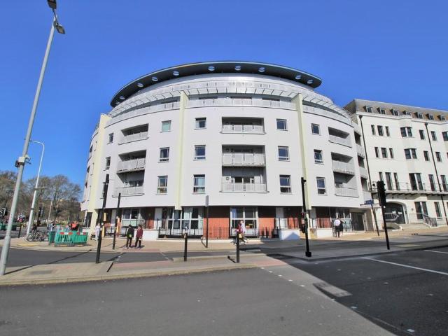 Flat for sale in Queen's Park, Brighton & Hove
