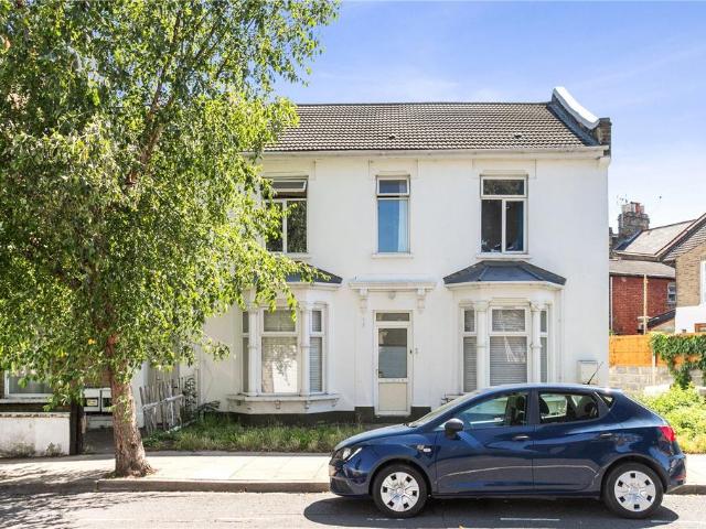 Flat for sale in Clapton, Lower Clapton