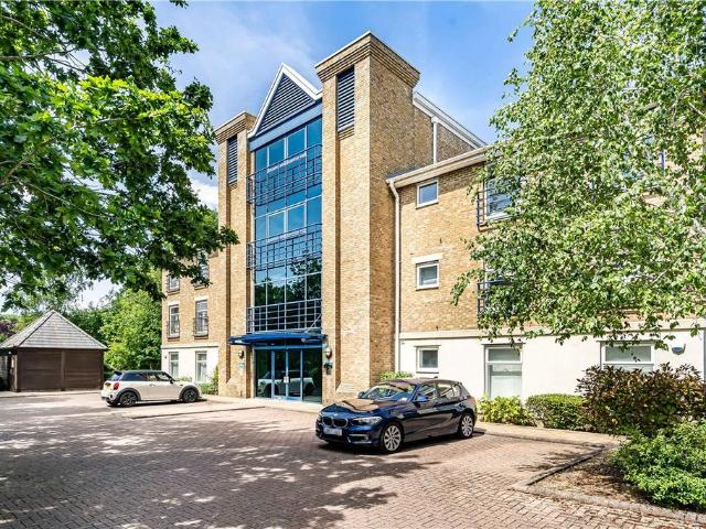 Flat for sale in The Slade, Oxfordshire