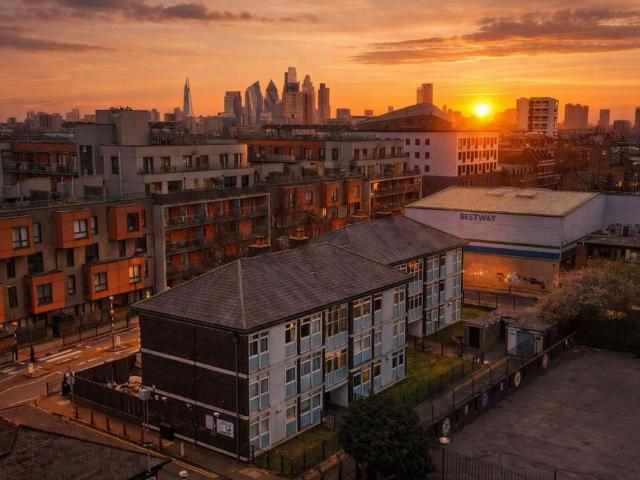 Flat for sale in Bethnal Green, Greater London