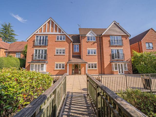 Flat for sale in Elmdon Heath, Solihull