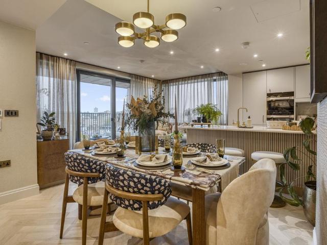 Flat for sale in Chalk Farm, Primrose Hill