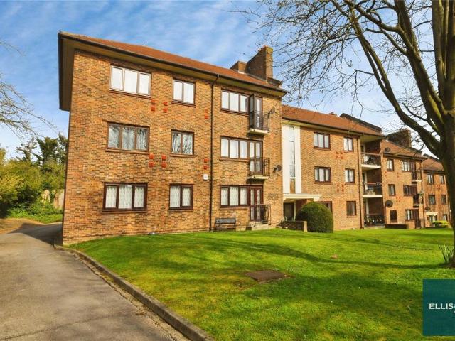 Flat for sale in Church End, Greater London