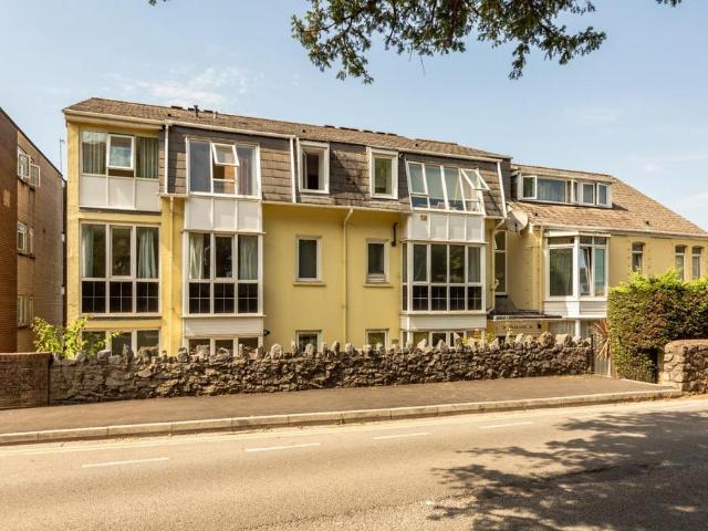 Flat for sale in Rotherslade, Newton