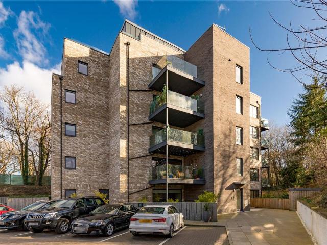 Flat for sale in Craigleith, Scotland