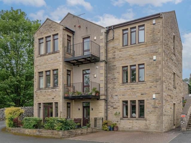 Flat for sale in Langcliffe, North Yorkshire
