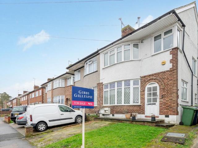 Flat for sale in Greater London